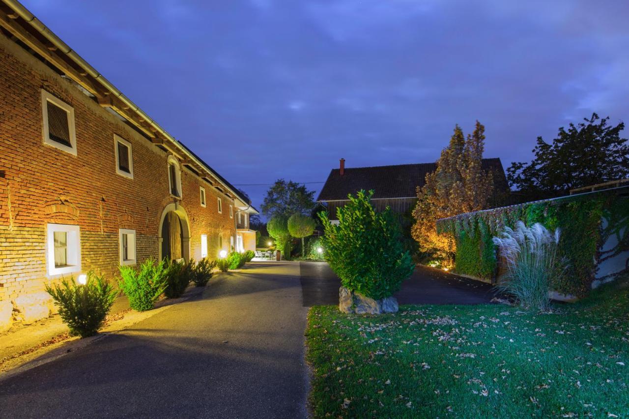 Hotel Brucknergut Ansfelden Zewnętrze zdjęcie